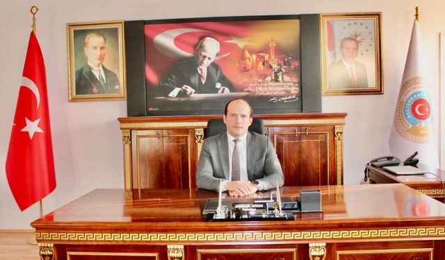 Bayram, “Atatürk, bütün insanlığın sevgisini kazanmış bir liderdir”