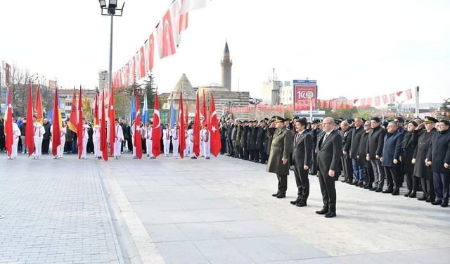 Kırşehir'de 10 Kasım törenle anıldı