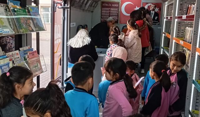 Gezici Kütüphane ile kitaplara yolculuk