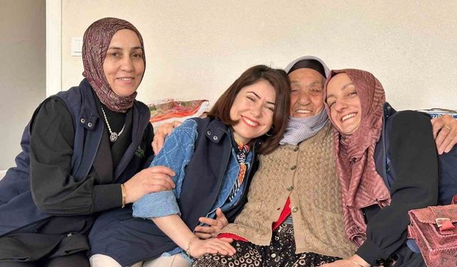 Evlat ekibi, çınarların bayram sevincini paylaştı