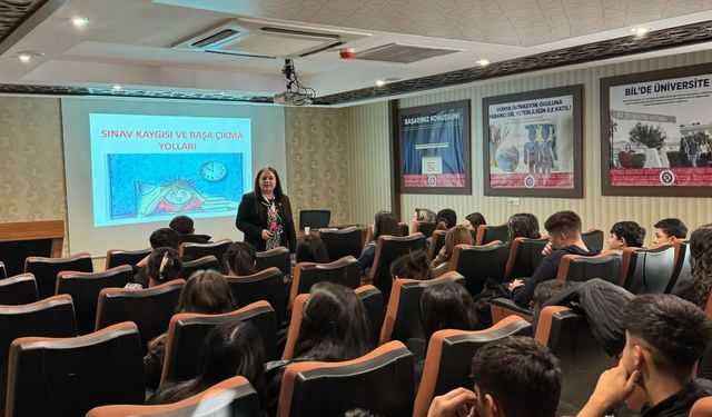 Bil Koleji Kırşehir'de öğrenciler sorularla değil, duygularla savaştı