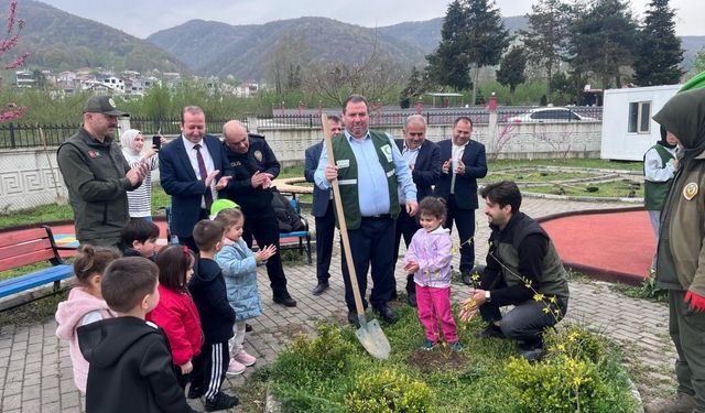 Fidanlar toprakla buluştu