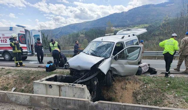 Kazada ağır yaralanan yaşlı kadın hastanede hayatını kaybetti