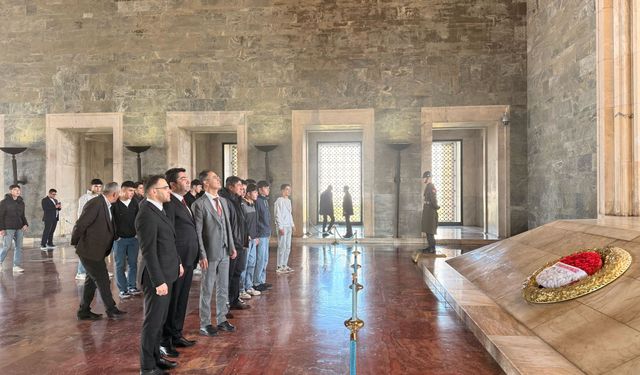 Başarılı öğrenciler Anıtkabir’de