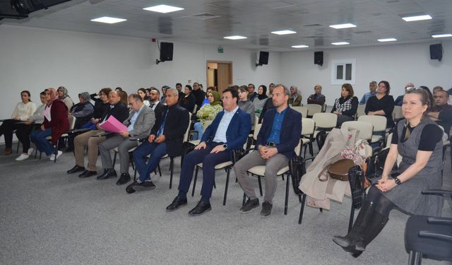 Eğitim verilerek sigara bırakma konusunda farkındalık oluşturuldu