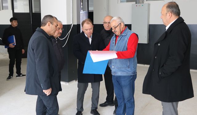 Gülşen, okul inşaatlarını yerinde inceledi