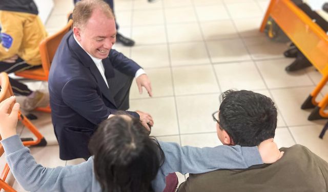 İl Müdürü  Gülşen, Atatürk Ortaokulu’nda yeni adımlar atıyor