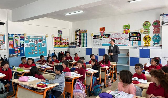 Kaya, öğrencilerin kaymakamlık mesleği hakkında merak ettiklerini cevapladı