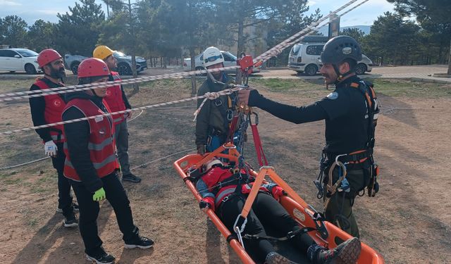 Kırşehir Afet gönüllüleri tarihe geçti