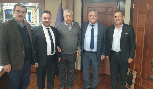 Kırşehir heyetinden TESK’e çıkarma: Esnafın sorunları görüşüldü