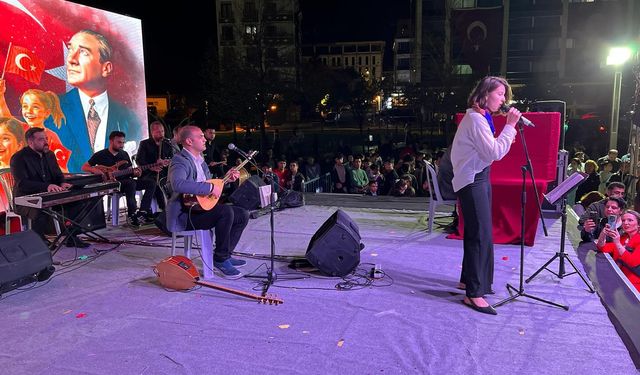 Kırşehir’de 23 Nisan gecesi bambaşkaydı