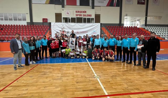 Raketler konuştu, şampiyonlar Kırşehir’de belli oldu