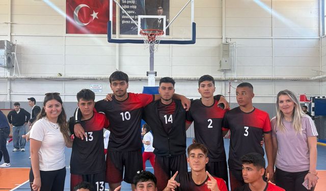 Kırşehir Kaman’da voleybol heyecanı