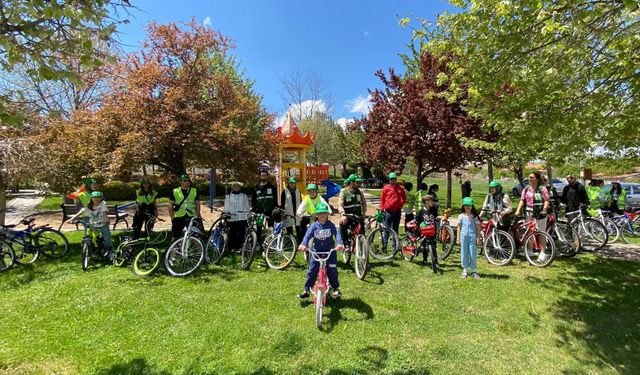 Kırşehir’de pedallar bağımlılıkla mücadele için döndü