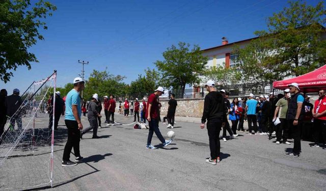Bu sokağa giren herkes spor yapıyor