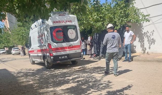 Elektrik trafosu patladı: 1 yaralı