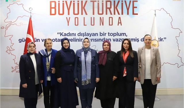 Akçakent Kadın Kolları’nda görev değişimi