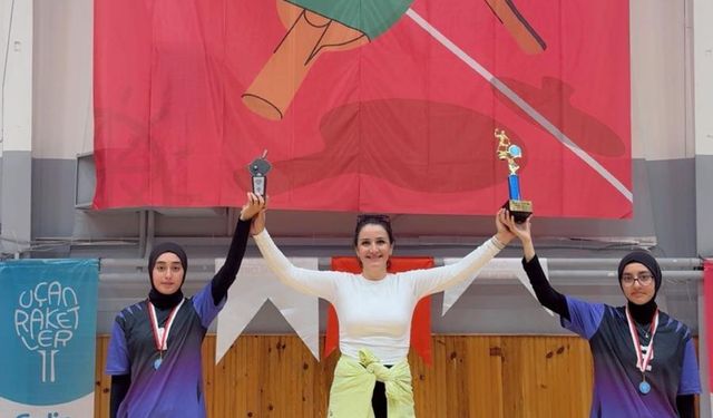 Kırşehirli öğrenciler zirveye damga vurdu