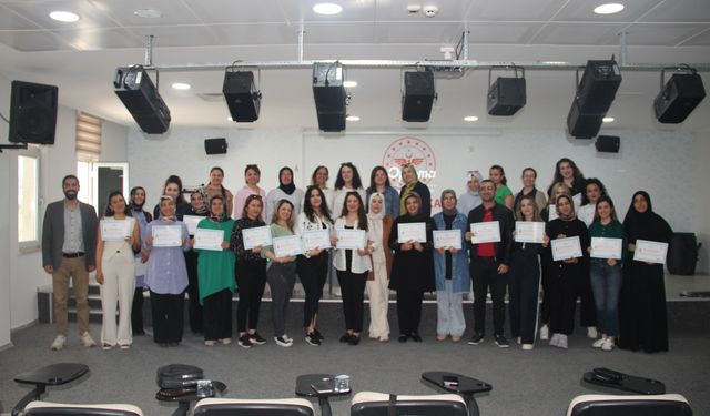 Sağlıklı nesiller için adım atılarak, anne sütü ve emzirme eğitimi verildi