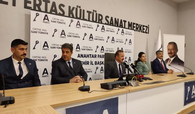 Ağıralioğlu,“Şehidin kapısına gidemeyen bize gelemez!”