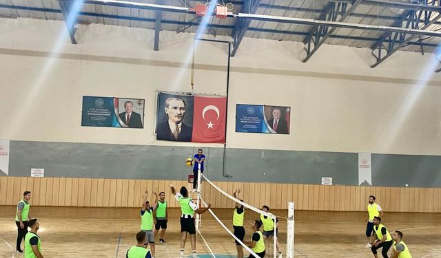 Voleybol heyecanı çeyrek finalle artıyor