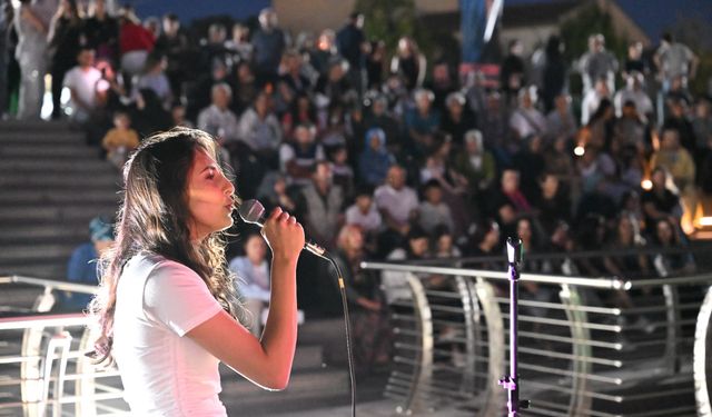 Çekiç Ali Müzik Durağı’nda çocuklar ve gençler sahneyi salladı