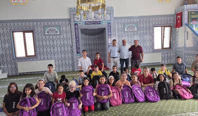 Yaz Kur’an Kursu öğrencilerine hayırsever desteği
