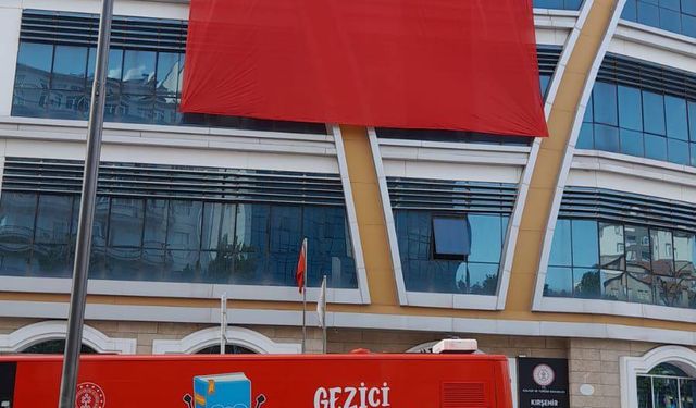 Aşık Paşa İl Halk Kütüphanesi geçici süreyle hizmete kapanıyor