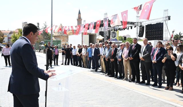 Kırşehir’de 30 Ağustos Zafer Bayramı CHP çelenk töreniyle anıldı