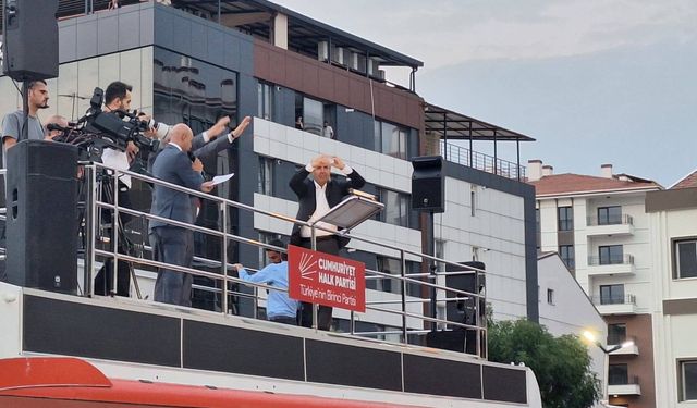 Millet iradesi için meydandaydılar!