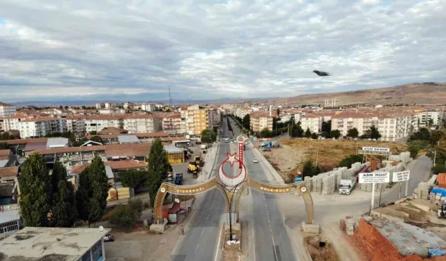 Çiçekdağı'nda ünlü isimler sahneyi sallayacak!