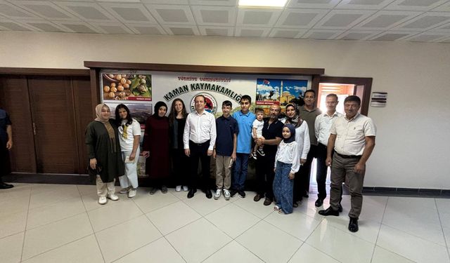 Kaman’da LGS şampiyonları  kaymakamlıkta bir araya geldiler