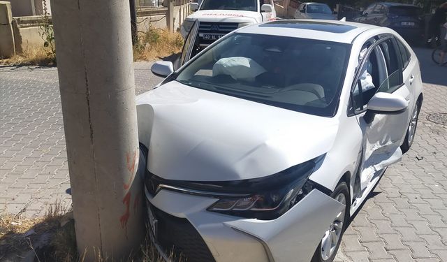 Kırşehir’de dört yol kavşağında kaza