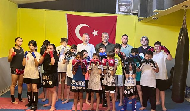 Yıllar sonra aynı spor salonunda