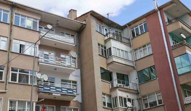 Emlakçı Biçici: “Ekonomik İstikrar Şart”