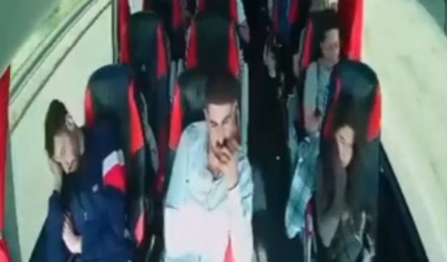Mucur’da yolcu otobüsü ile kamyonet çarpıştı