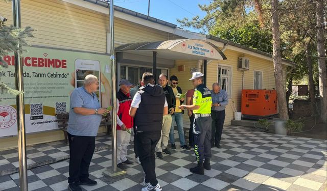 Çiçekdağı’nda tarım araçları için trafik güvenliği eğitimi