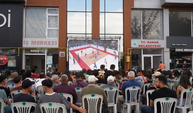 Kaman’da dev ekran heyecan yaşandı: Milli Takım Dünya Şampiyonu yolunda
