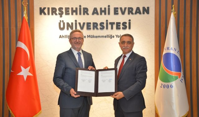 Kırşehir Ahi Evran Üniversitesi yazma ve nadir matbu eserleri geleceğe taşıyor