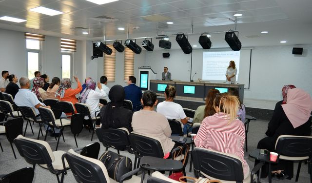 Kırşehir’de sağlık çalışanlarına hayati İlkyardım Eğitimi başladı