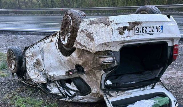 Oomobil hurdaya döndü: 1 yaralı