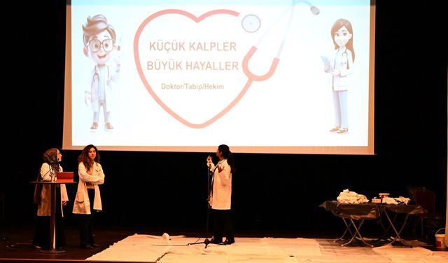 Kırşehir’de genç zihinler doktorluk ve arkeolojiyle tanıştı