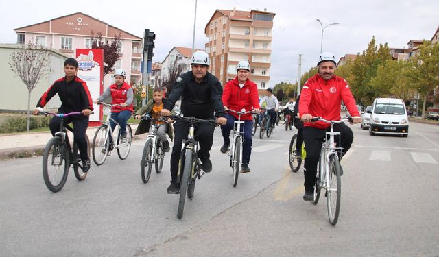 Kırşehir’de gençlik rüzgârı esti: Spor, müzik ve enerji bir arada