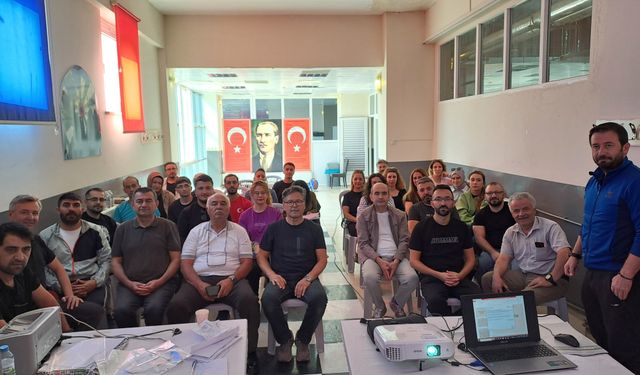 Masa tenisi hakemlerine özel eğitim seminer