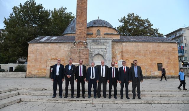 Prof. Dr. Eyüp Debik Kırşehir’de akademik ve kültürel adımlar attı