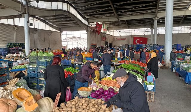 Kışlık sebzeler Kırşehir pazarında hesaplı mıydı?
