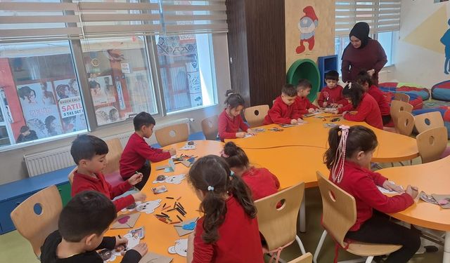 Aşık Paşa Kütüphanesi’nden miniklere eğlenceli kitap ve masal etkinliği