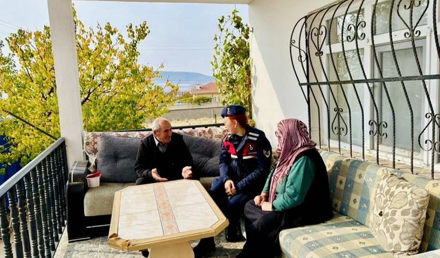 Kırşehir İl Jandarma’dan KADES bilgilendirmesi!