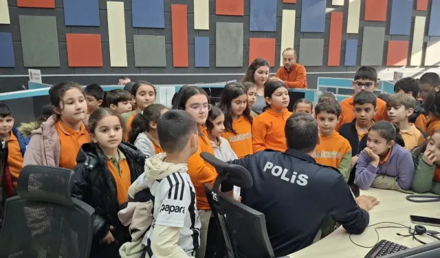 Minikler merkezle tanıştı, farkındalık kazandı