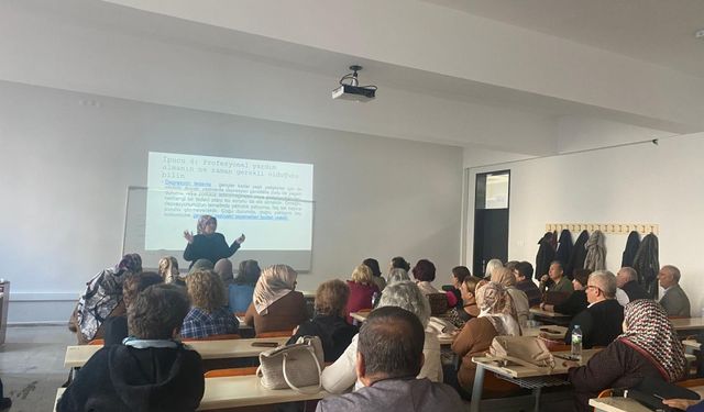 Tazelenme Üniversitesi’nde tarım, psikoloji ve ekonomi buluştu